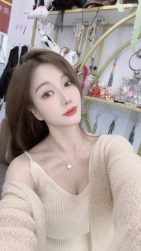 布吉-莉莉
