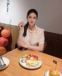 白云人和-笑笑